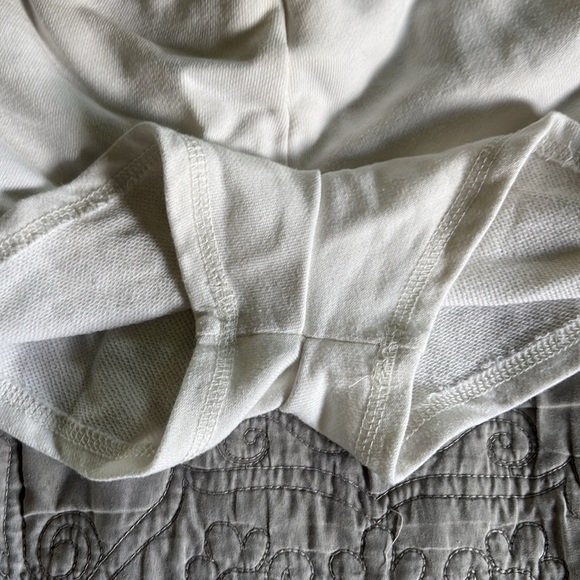 Disney Vacation Club Saratoga Springs Resort Shorts - Picture 6 of 6